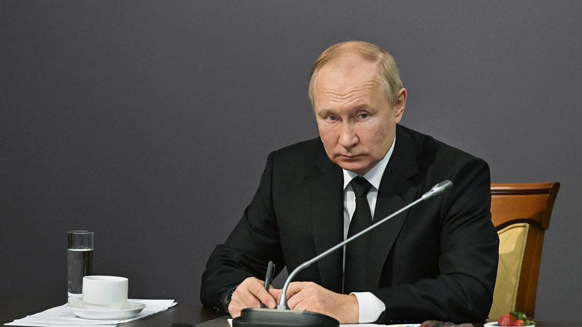Почему Путин до сих пор жив, несмотря на серьезные проблемы со здоровьем: в разведке раскрыли секрет - 24 Канал