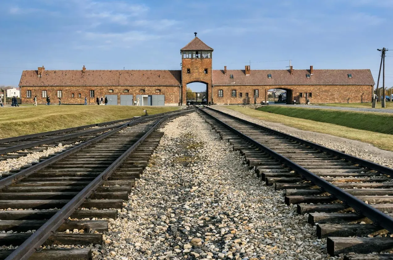 Аушвіц II Біркенау Аушвіц II Біркенау