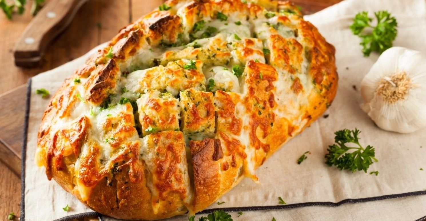 Фаршированный хлеб с сыром