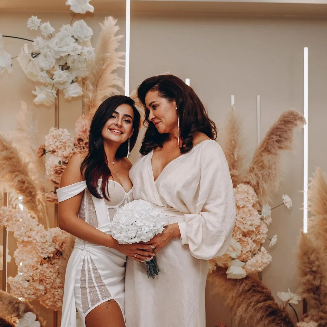 Анна Трінчер Анна Трінчер