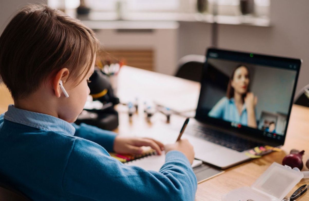 Онлайн-обучение для школьников - в Украине создали платформу для проверки домашних заданий - Образование Онлайн-обучение для школьников - в Украине создали платформу для проверки домашних заданий - Образование