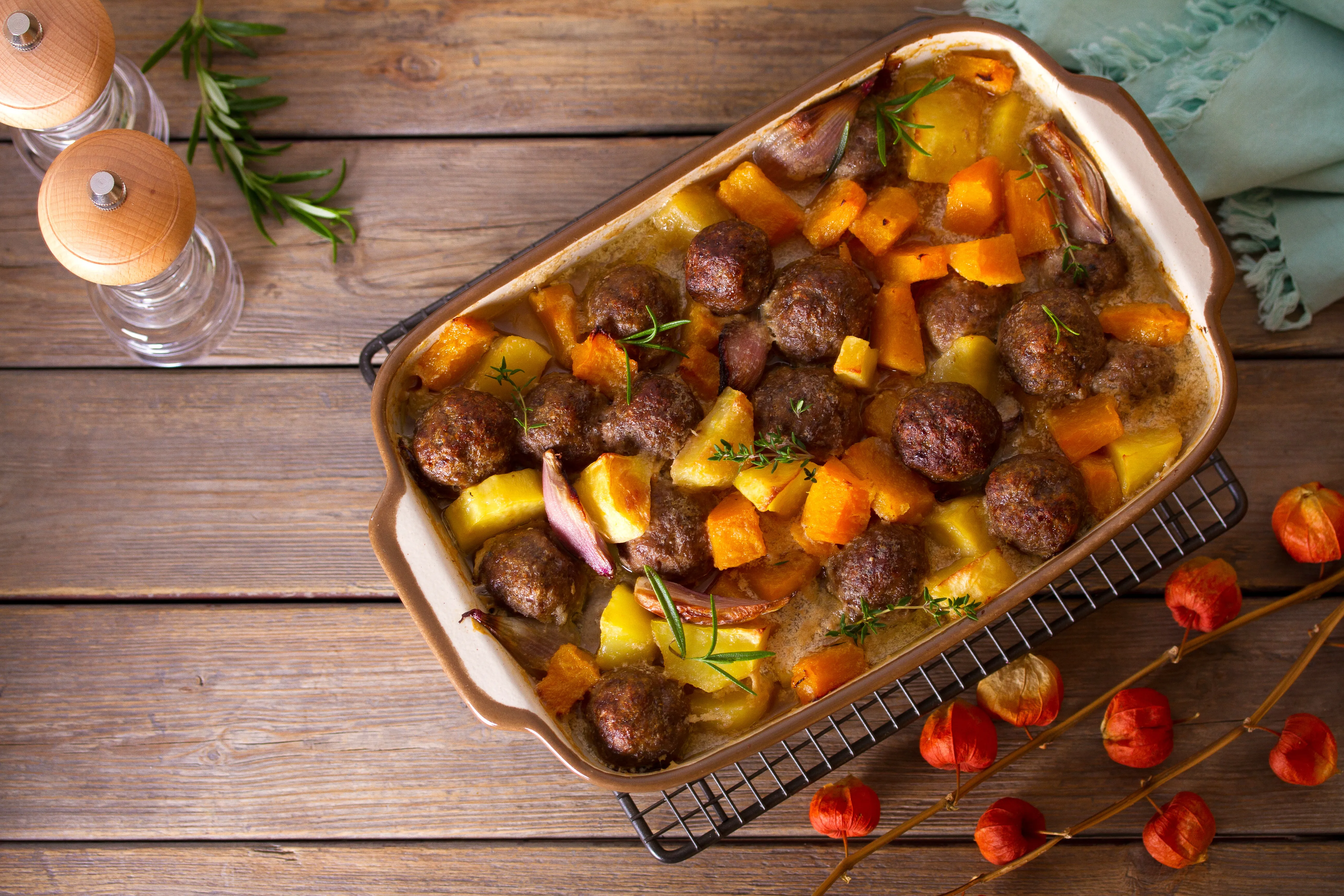 Фрикадельки з овочами Фрикадельки з овочами