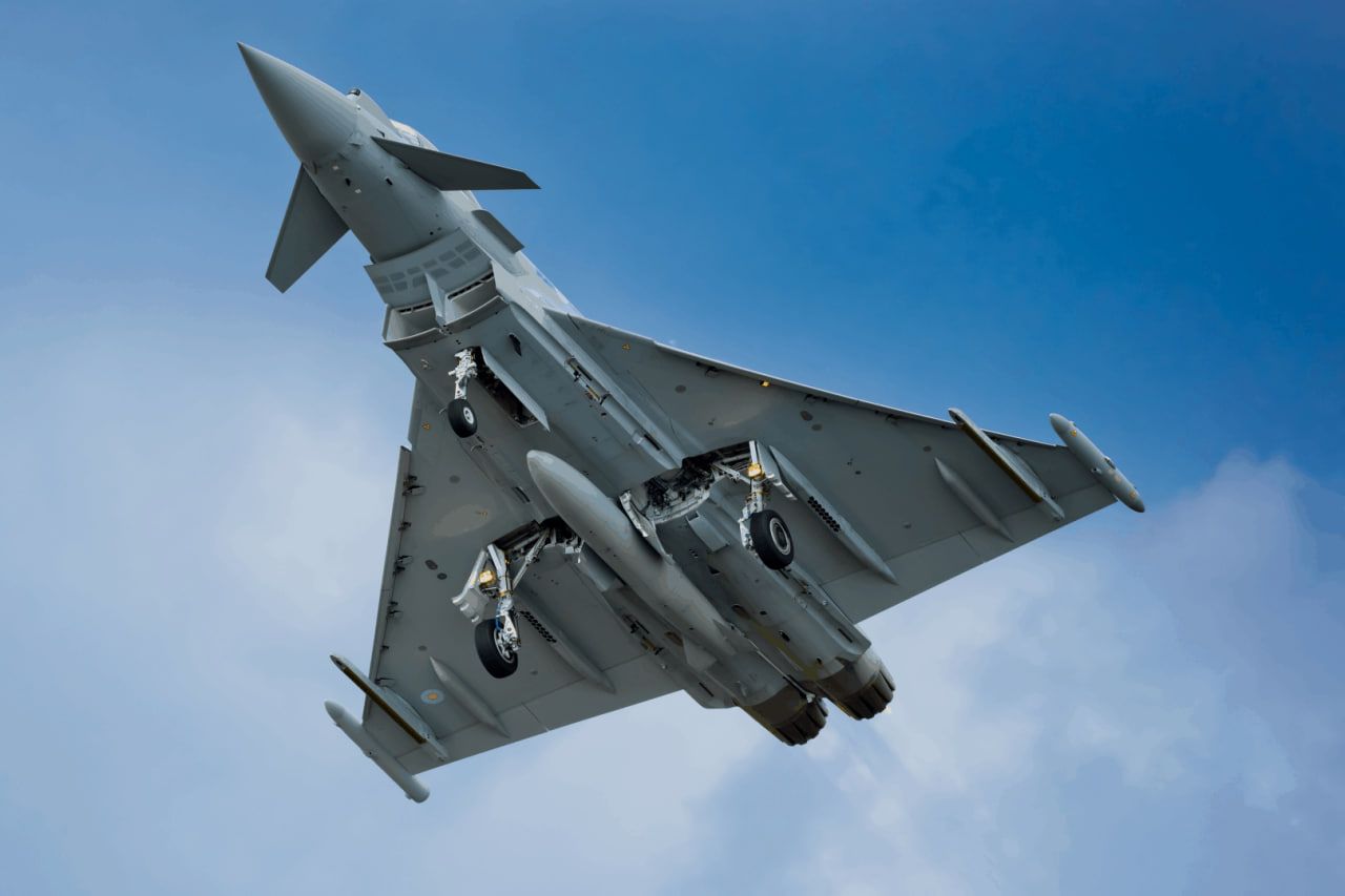 Британские истребители Украине - правительство Британии считает их отправку непрактичной - 24 Канал Британские истребители Украине - правительство Британии считает их отправку непрактичной - 24 Канал