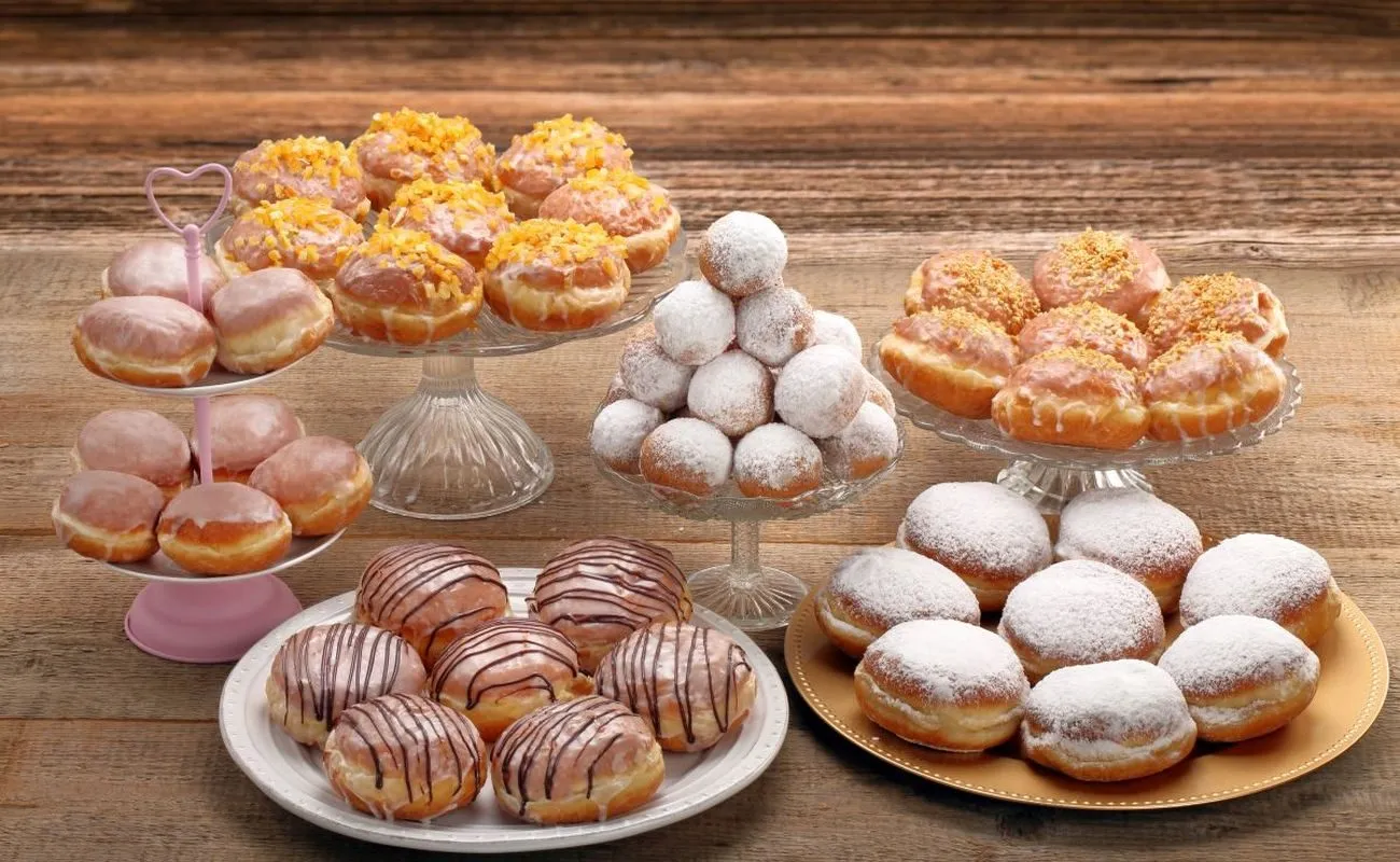 На Тлустий четвер готують пампухи з різними начинками На Тлустий четвер готують пампухи з різними начинками