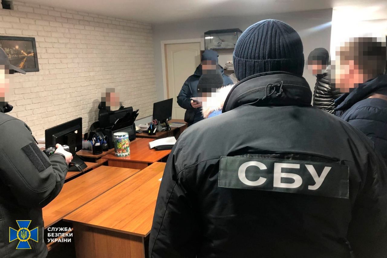 Керівництво Сумської ОВА викрили на розкраданні коштів для відбудови - 24 Канал Керівництво Сумської ОВА викрили на розкраданні коштів для відбудови - 24 Канал