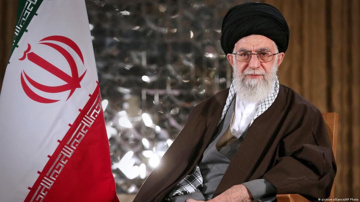 Хаменеї оголосив про амністію "десятків тисяч" в'язнів