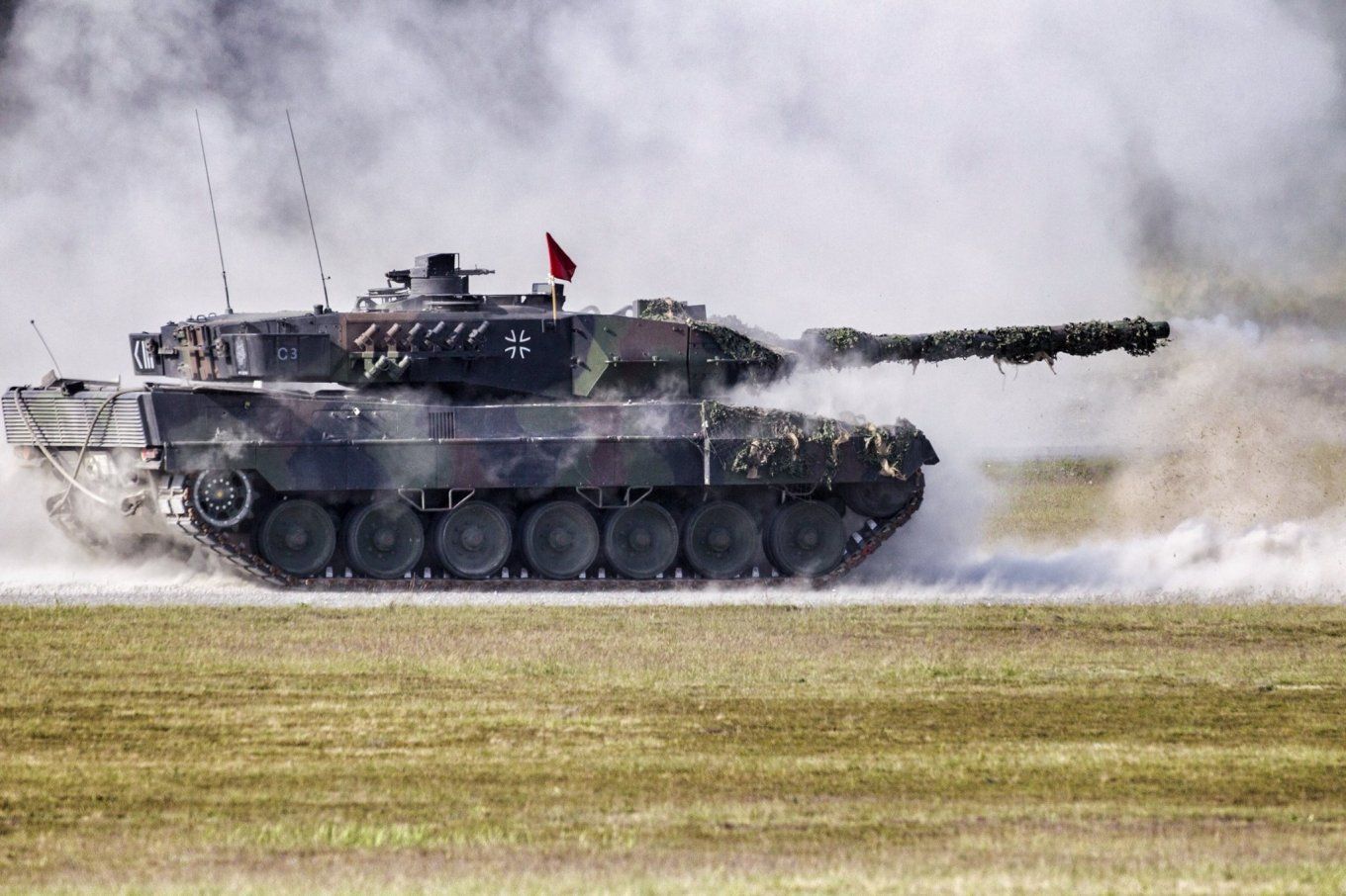 Німеччина не дозволила Нідерландам передавати орендовані Leopard 2 Україні