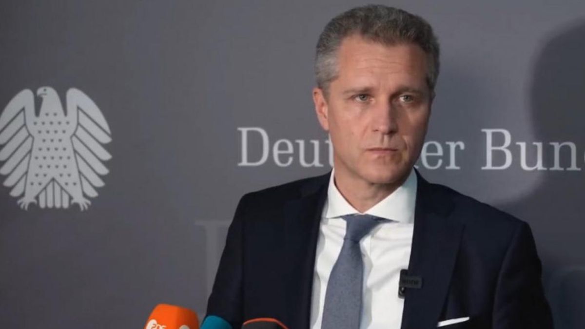 Німецький депутат таємно їздив у Білорусь – деталі скандалу