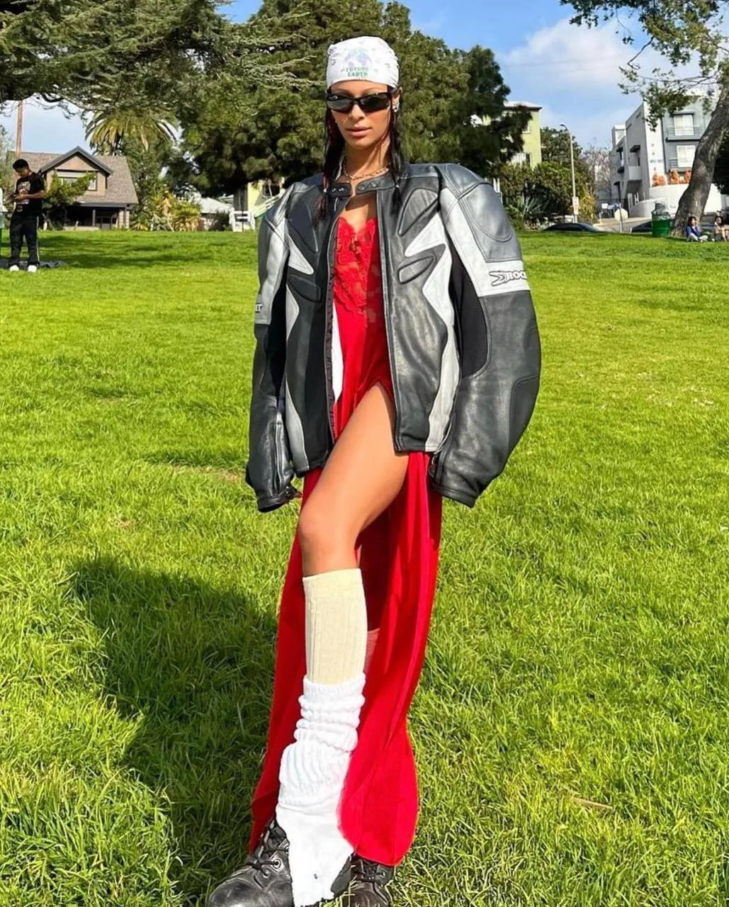 Мотокуртки – тренд весны 2023 Мотокуртки – тренд весны 2023