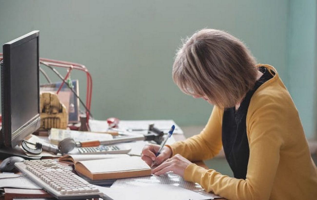 Учитель в школе Учитель в школе