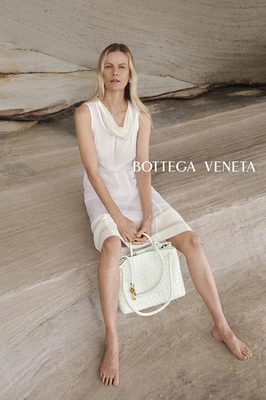 Bottega Veneta представили новую сумку