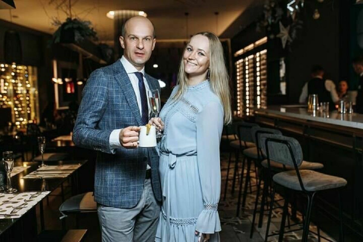 У Білорусі посадили власника бару через пісню "Обійми" У Білорусі посадили власника бару через пісню "Обійми"