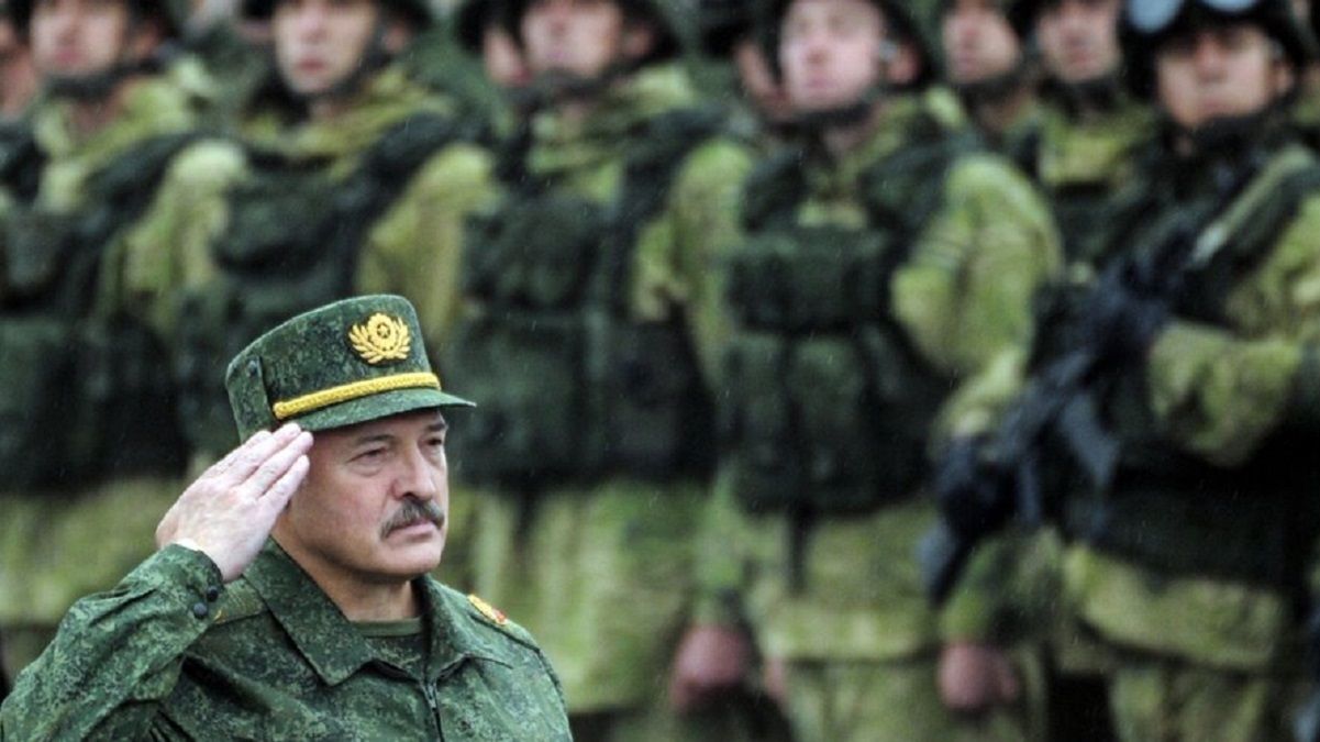 Лукашенко формирует народное ополчение Беларуси – для чего ему это Лукашенко формирует народное ополчение Беларуси – для чего ему это