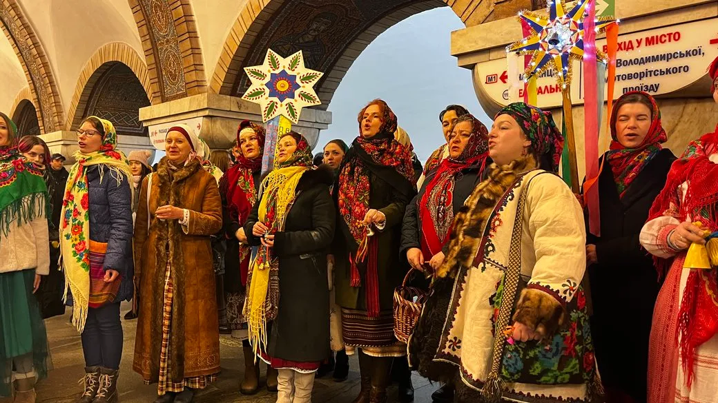 Коляда в метро Коляда в метро