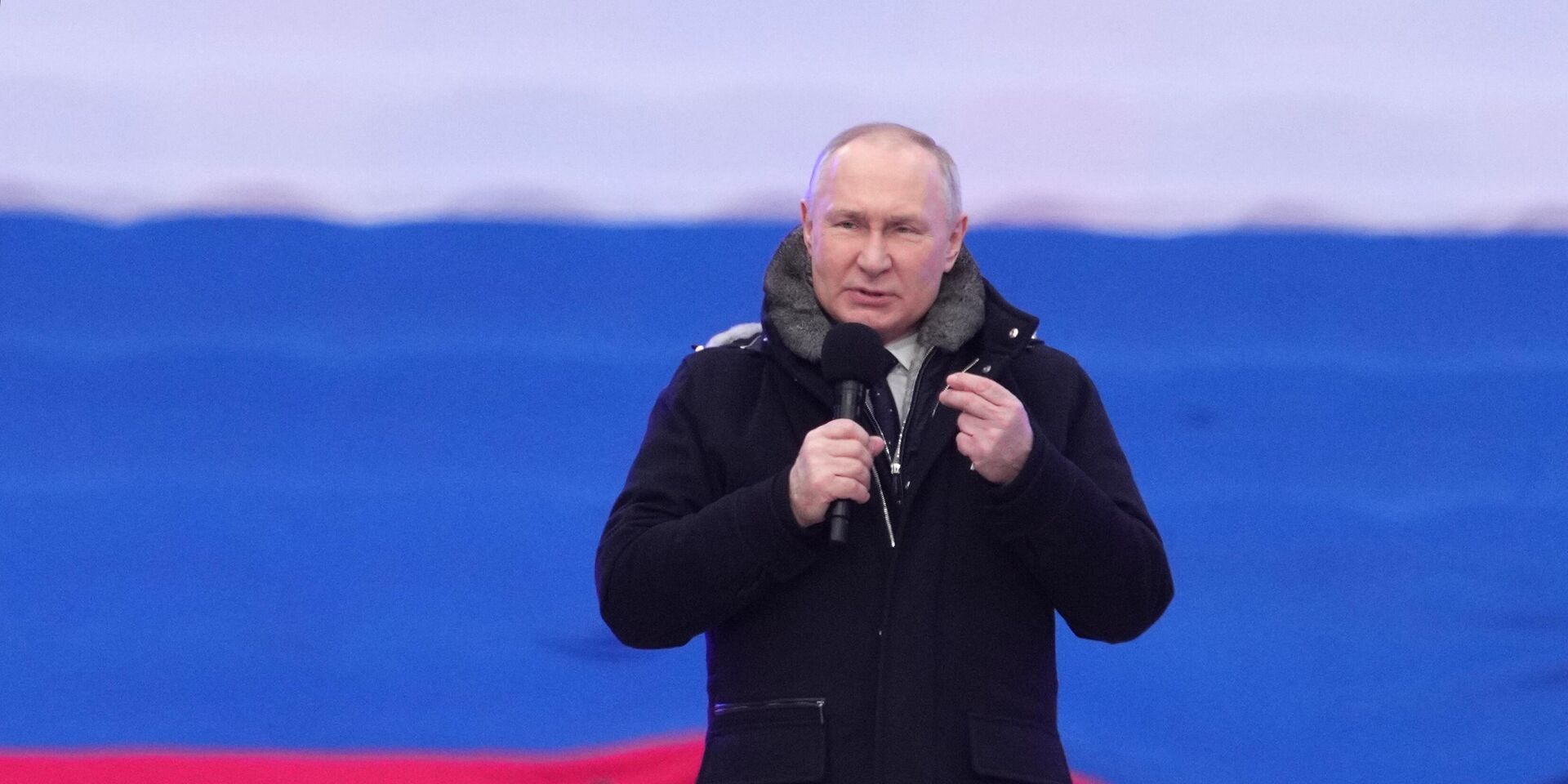 Выступление Путина в Лужниках – массовка сбежала со стадиона