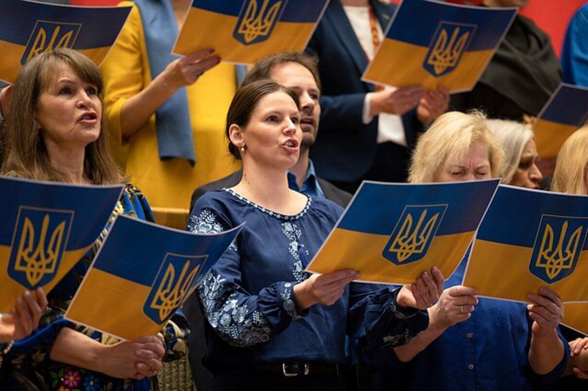 Сейм Литви виконав гімн України