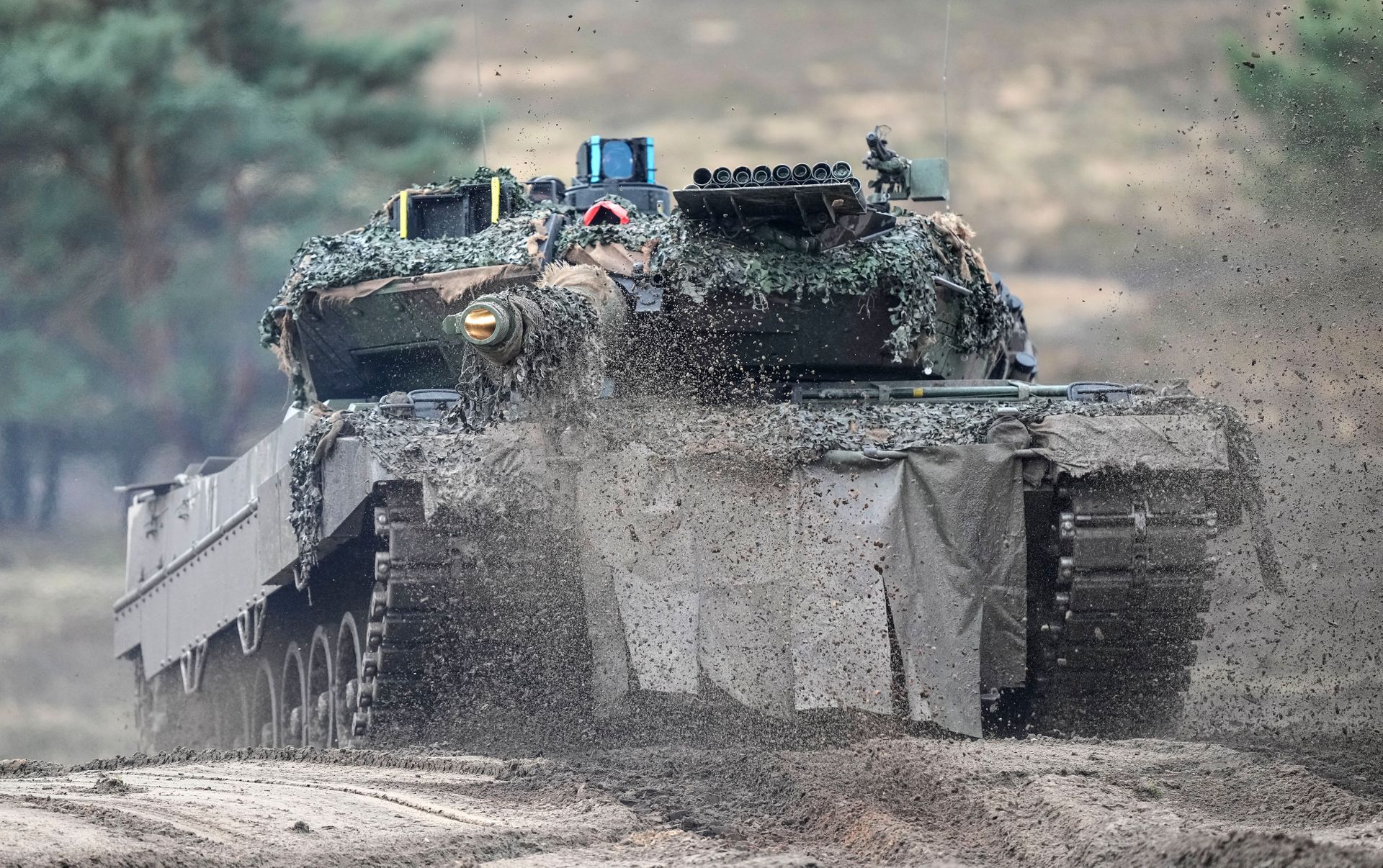 Швеция передаст Украине танки Leopard