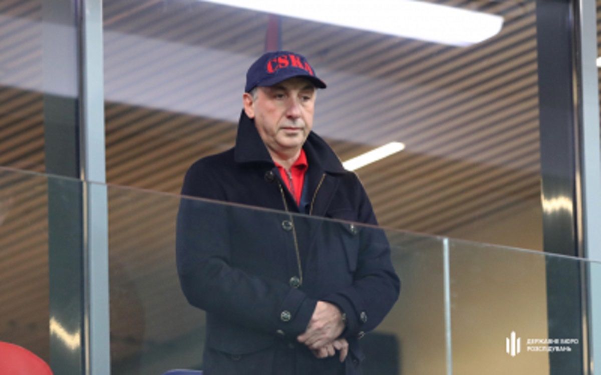 ДБР провело обшуки у банку президента московського футбольного клубу ЦСКА ДБР провело обшуки у банку президента московського футбольного клубу ЦСКА