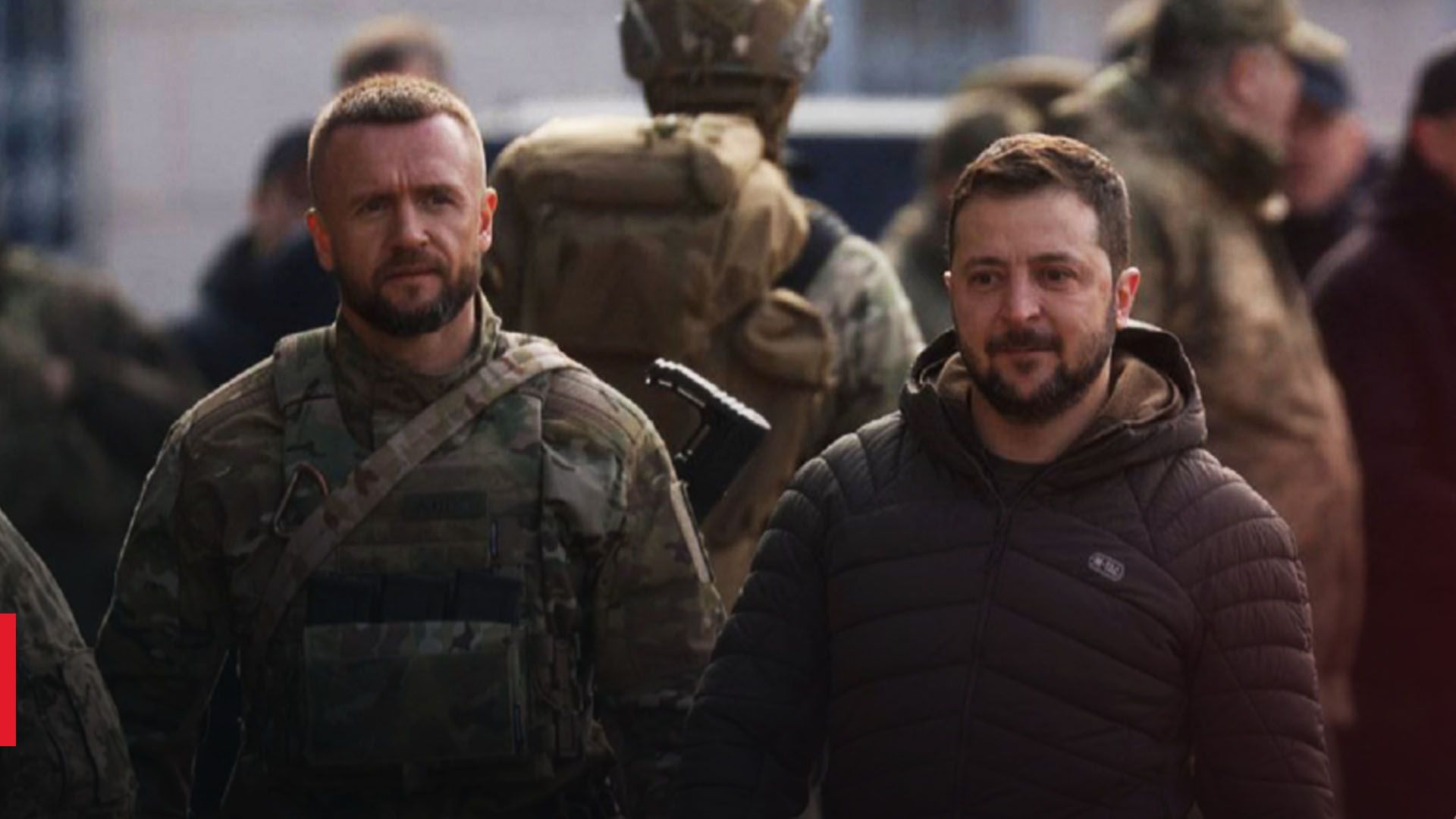 В Росії охоронця Зеленського назвали його двійником В Росії охоронця Зеленського назвали його двійником