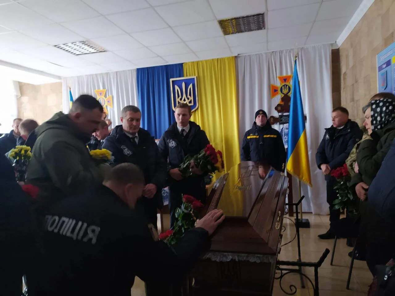 У Хмельницькому попрощались із загиблими рятувальниками