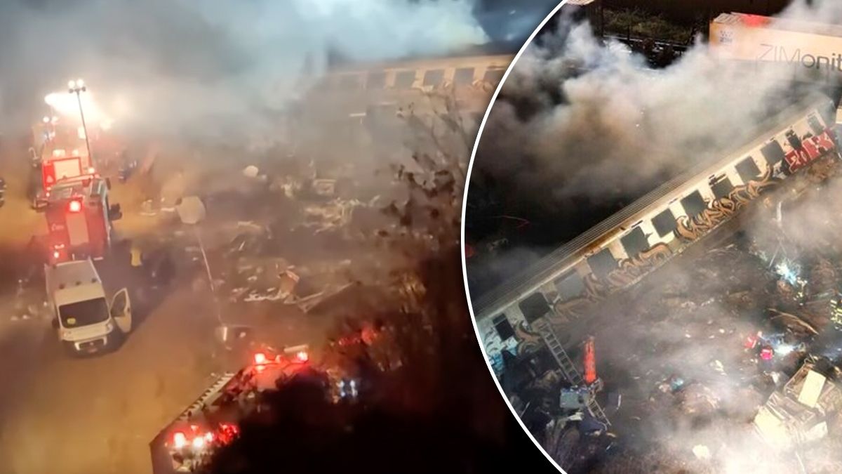 Последствия столкновения поездов в Греции Последствия столкновения поездов в Греции