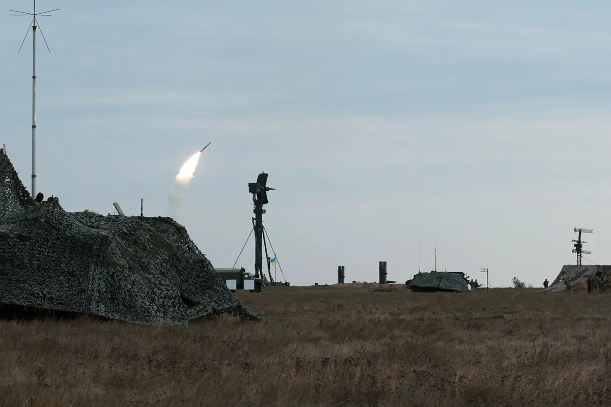 Пуски ракет с ЗРК С-300 в Украине.