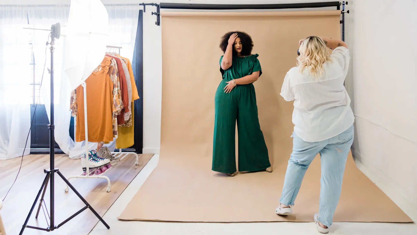 На 8 марта можно сделать хорошие фотографии в фотостудии. На 8 марта можно сделать хорошие фотографии в фотостудии.