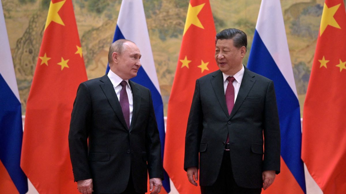 Китай должен сделать судьбоносный выбор - будет ли поставлять России оружие