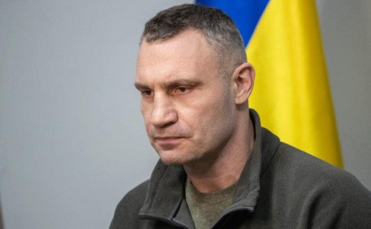 Взрыв в Киеве 09.03.2023 - Кличко подтвердил прилет в Святошинском районе Взрыв в Киеве 09.03.2023 - Кличко подтвердил прилет в Святошинском районе