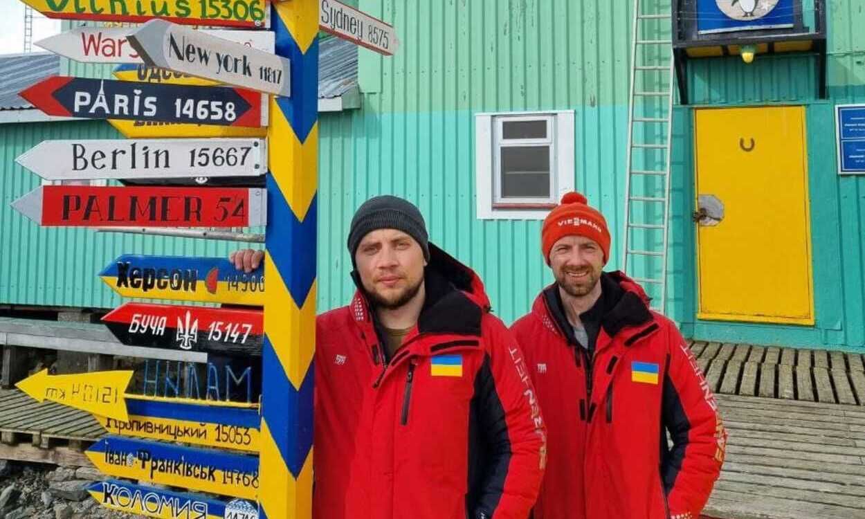 На станції Академік Вернадський дерусифікували вказівник - що зробили полярники - 24 Канал На станції Академік Вернадський дерусифікували вказівник - що зробили полярники - 24 Канал