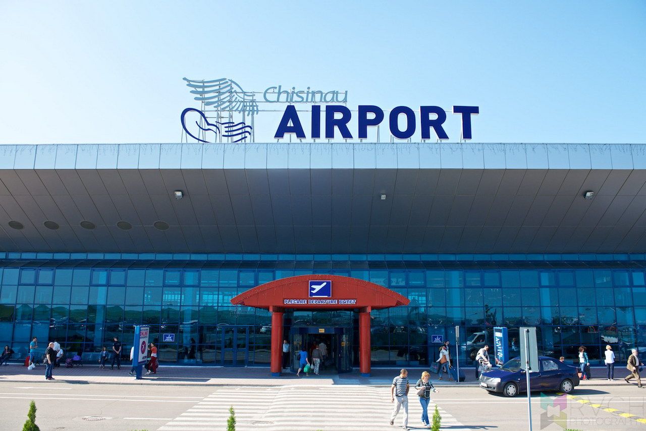Протести в Молдові - у Кишиневі повідомили про замінування аеропорту