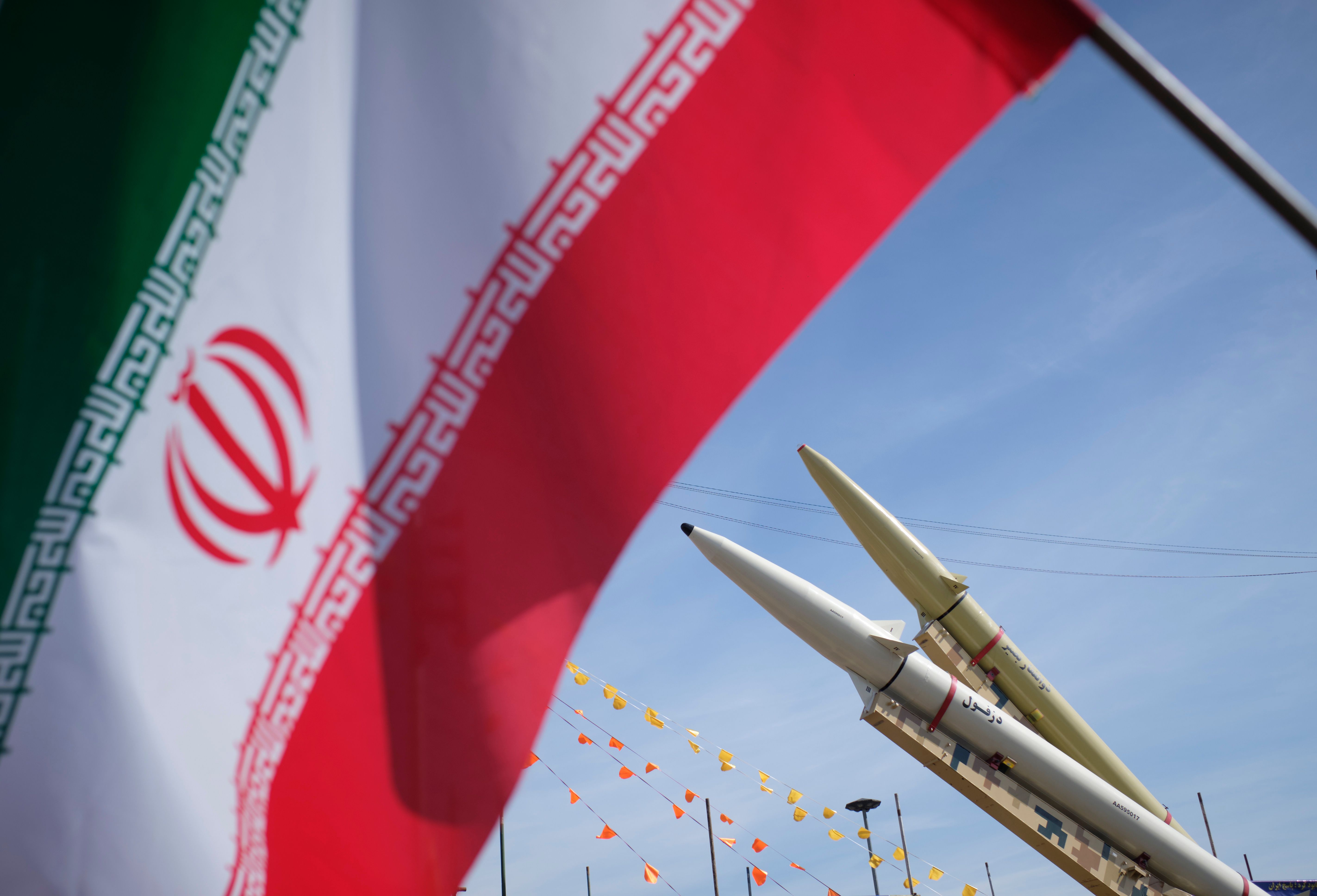 Справится ли Иран с российскими истребителями