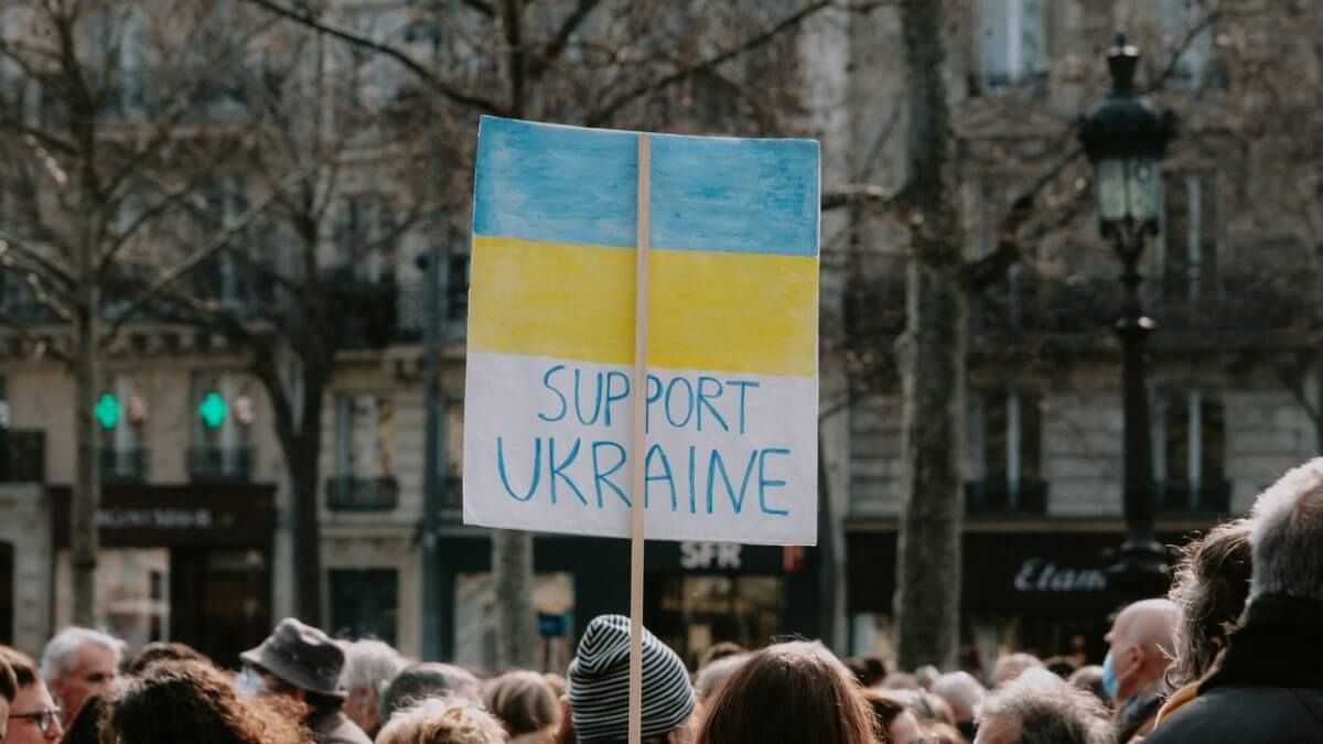 В каких странах украинцам нужно продолжать временную защиту