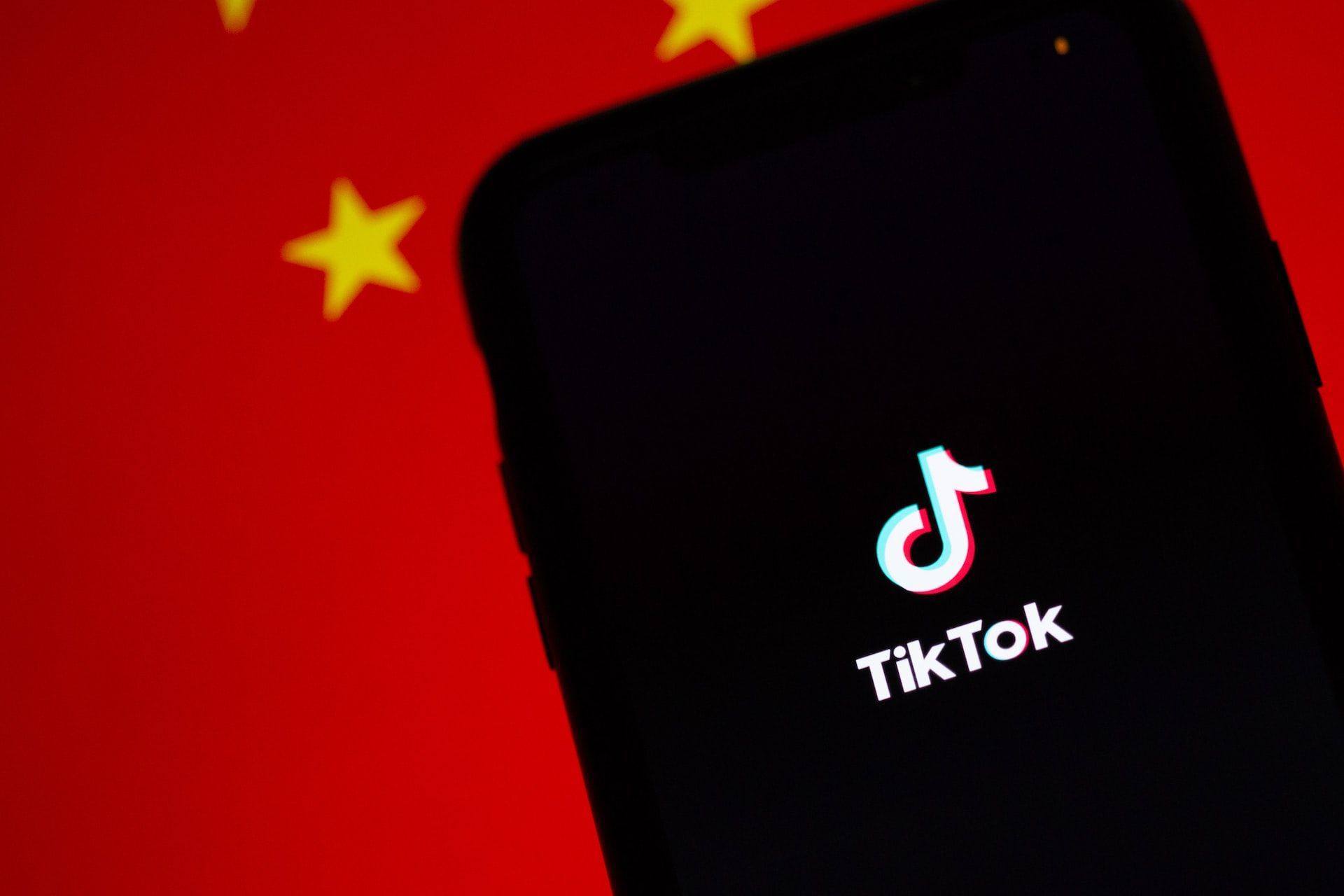 TikTok попытался сгладить отношения с США, но получилось еще хуже TikTok попытался сгладить отношения с США, но получилось еще хуже