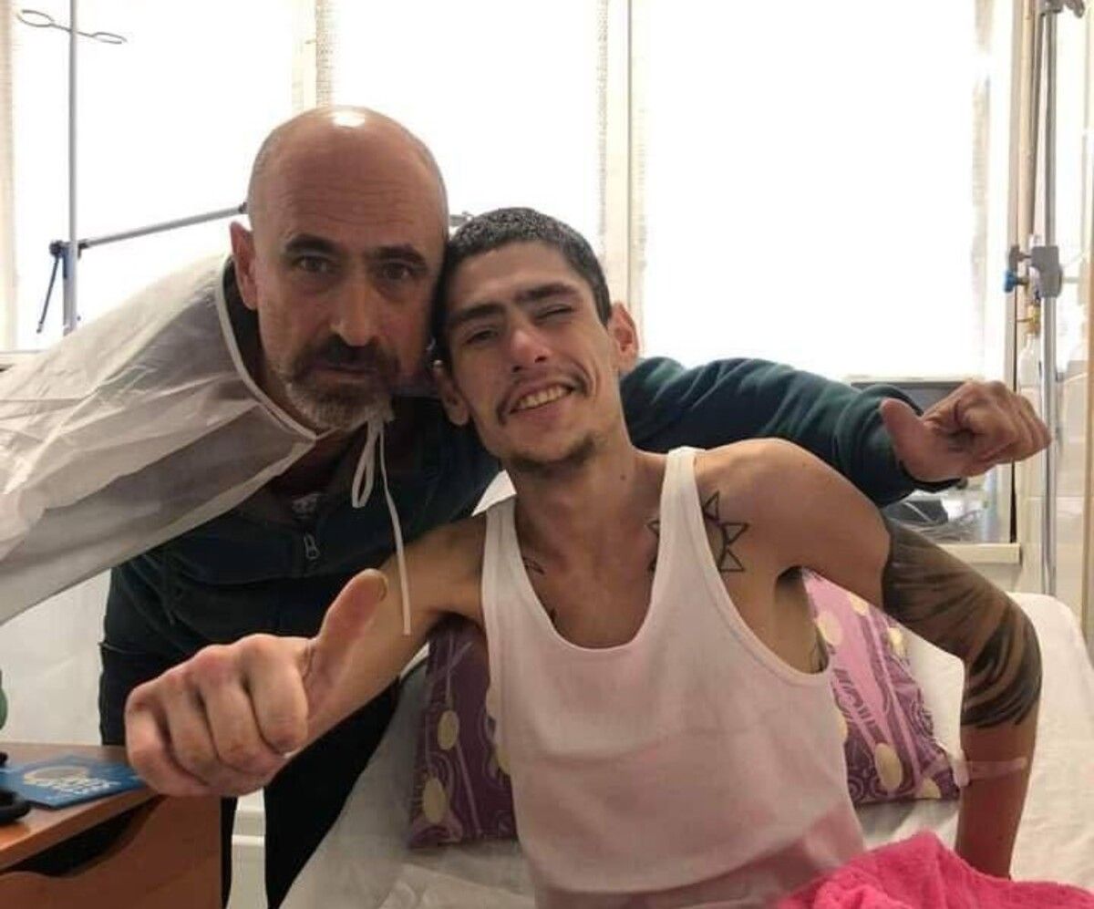 У підвалі будинку знайшли полоненого бійця У підвалі будинку знайшли полоненого бійця