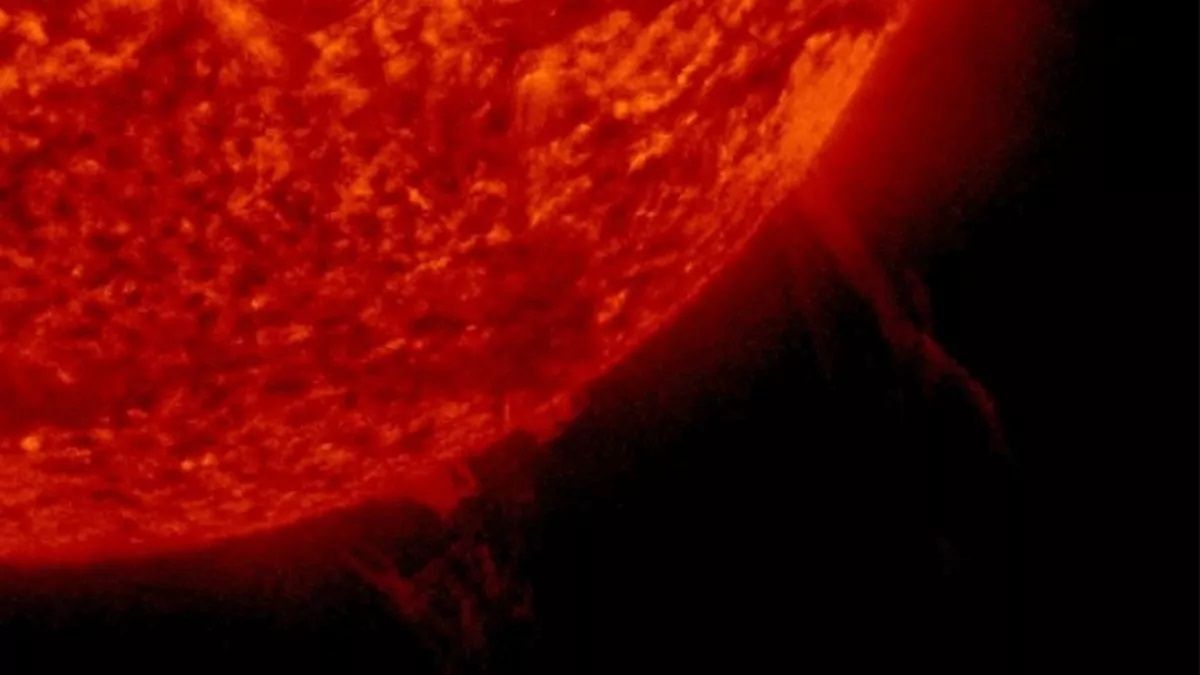 Взрыв на Солнце спровоцировал новую геомагнитную бурю
