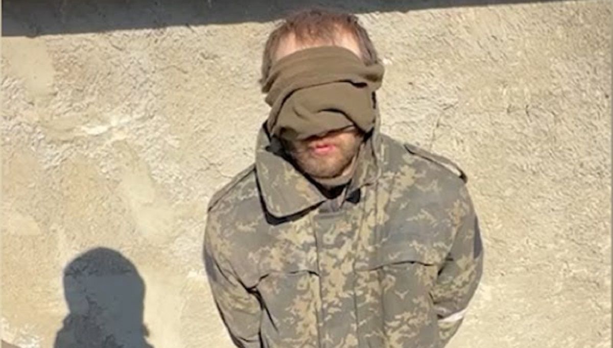 "Вагнеровец" рассказал, что им выдают форму, похожую на ВСУ "Вагнеровец" рассказал, что им выдают форму, похожую на ВСУ