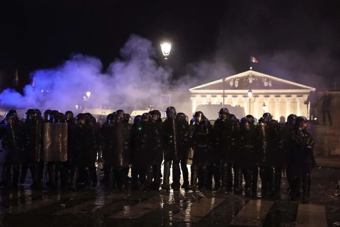 Полиция Франции арестовала часть митингующих