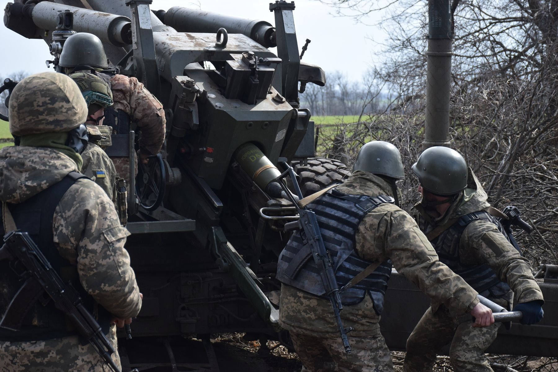 Украинские военные не прекращают оборону Бахмута