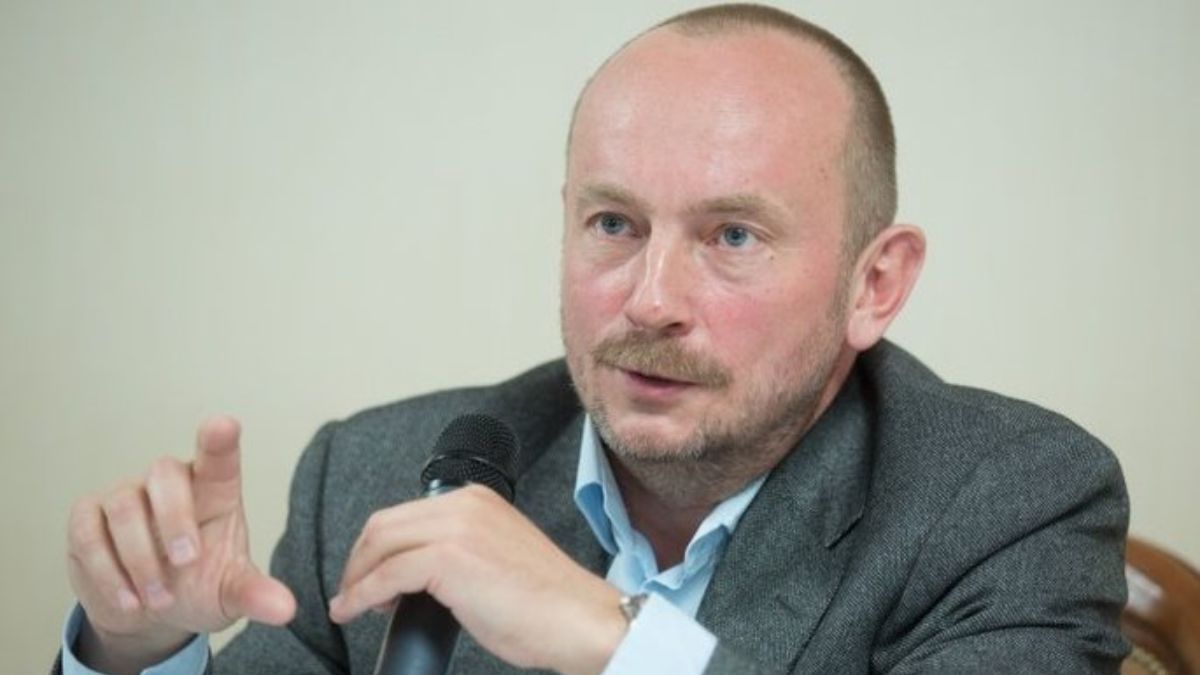 Рябикин тоже покидает пост министра, – нардеп Железняк Рябикин тоже покидает пост министра, – нардеп Железняк