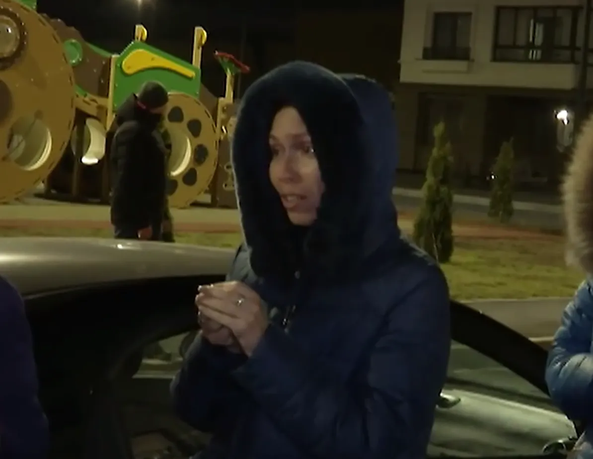 В Мариуполе идентифицировали встречающих Путина людей В Мариуполе идентифицировали встречающих Путина людей