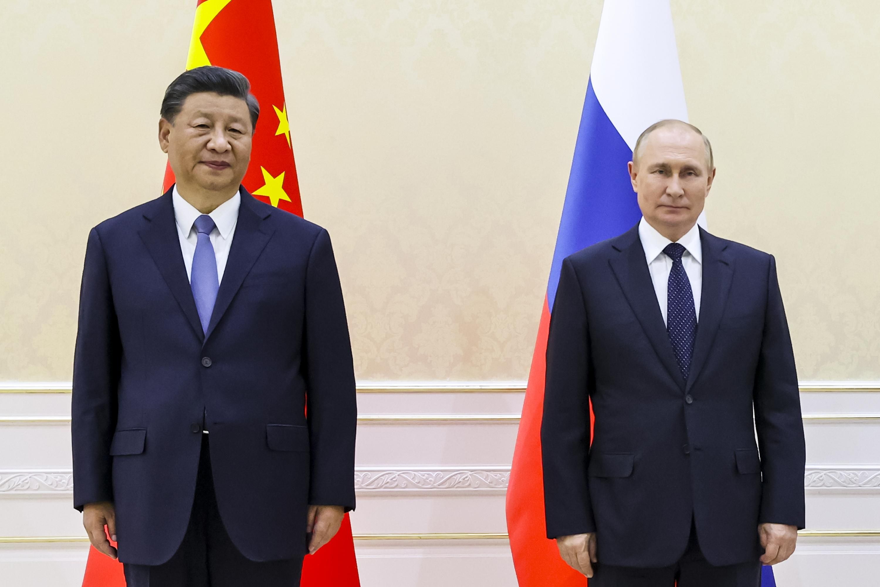 Чего хочет Си Цзиньпин от Путина: Economist о скрытых намерениях главы Китая - 24 Канал