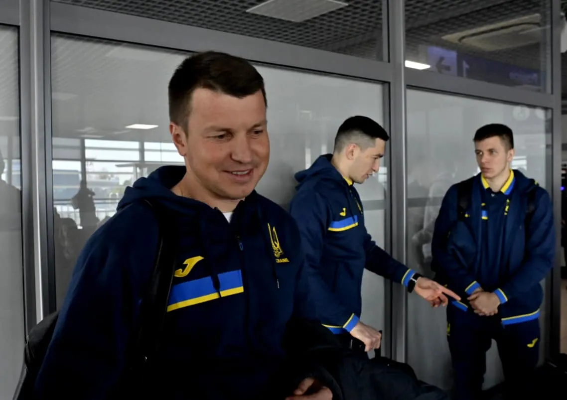 Збірна України розпочинає підготовку до матчу з Англією