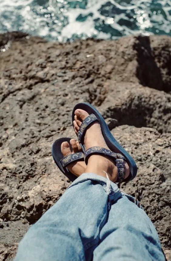 Антитрендове взуття на весну Антитрендове взуття на весну