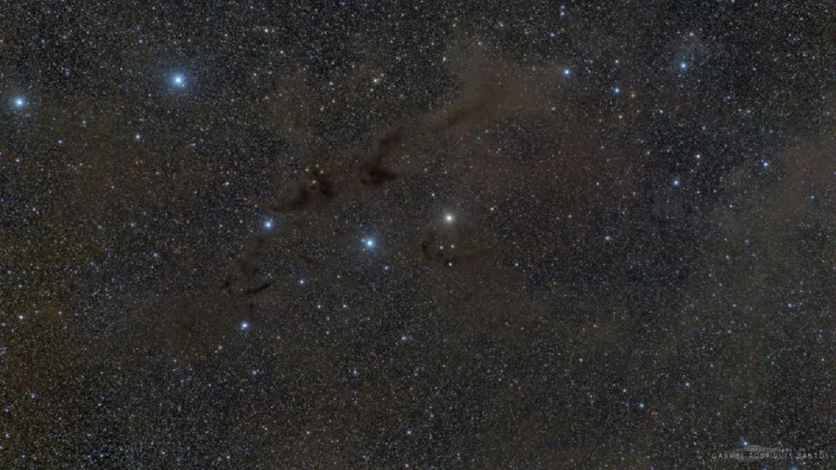 Астрономи виявили органічні молекули навколо новонародженої зорі - Техно Астрономи виявили органічні молекули навколо новонародженої зорі - Техно