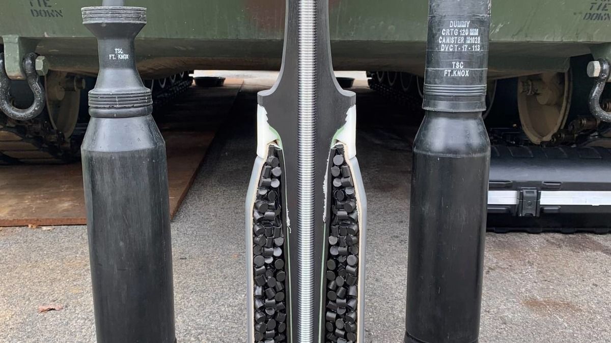 Снаряд с урановым сердечником в разрезе Снаряд с урановым сердечником в разрезе