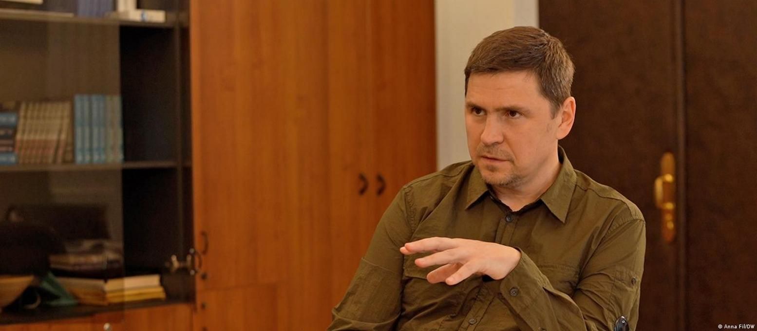 Михаил Подоляк сравнил Си Цзиньпина с хозяином Михаил Подоляк сравнил Си Цзиньпина с хозяином