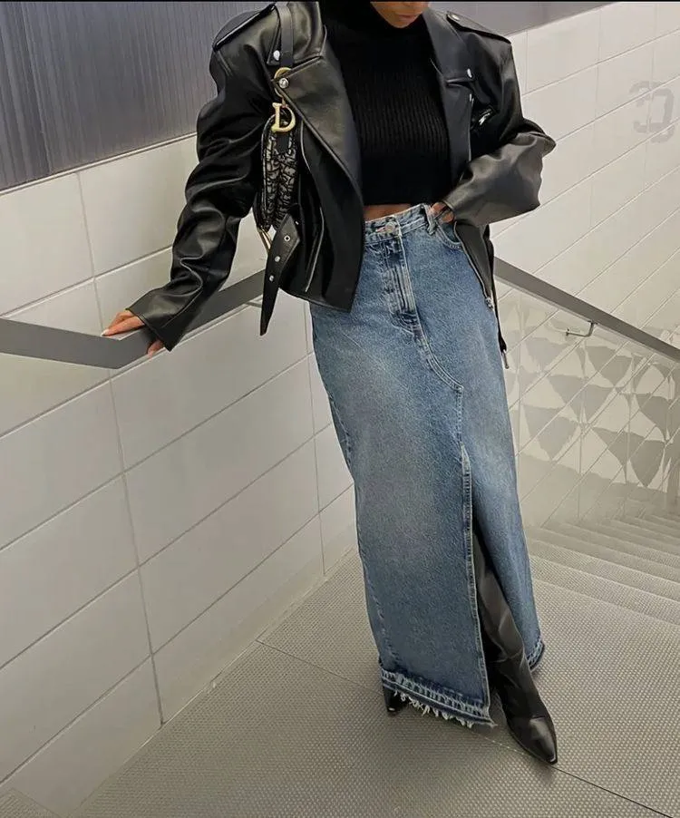 Трендові образи з джинсовою спідницею