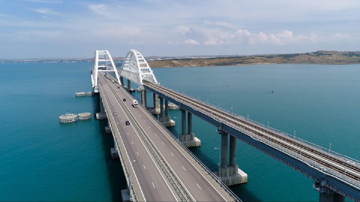 Росіяни посилять охорону Кримського мосту