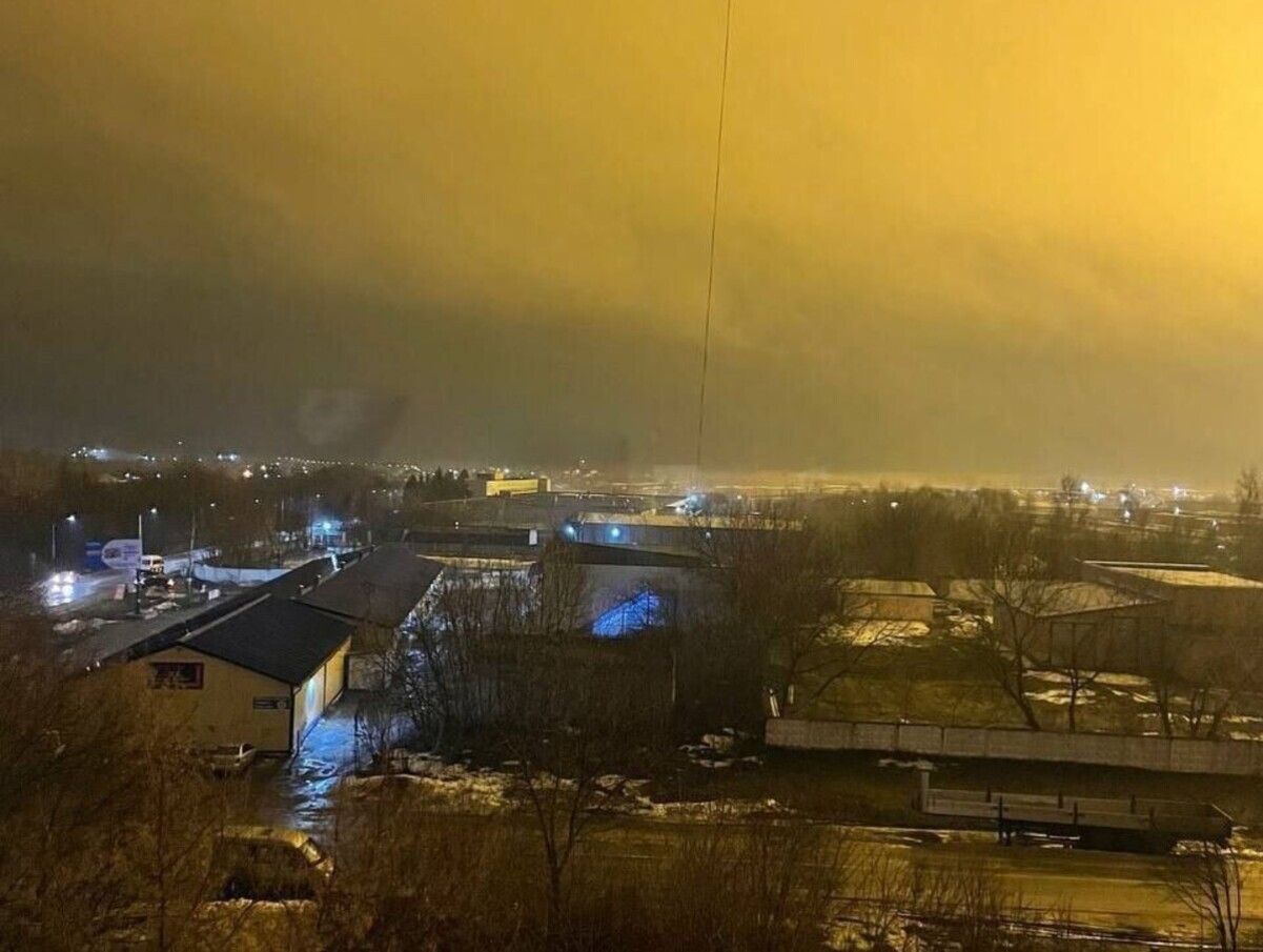 В России горит завод "Фрегат" В России горит завод "Фрегат"